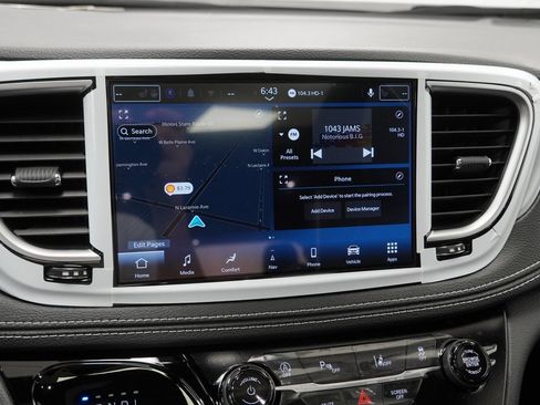 New 2026 Chrysler Pacifica Limited w/ S Appearance Package image 23