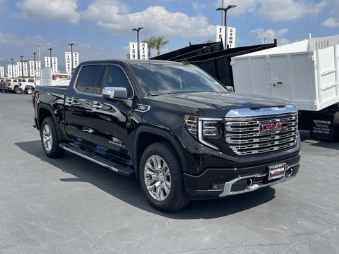 New 2026 GMC Sierra 1500 Denali w/ Technology Package image 3