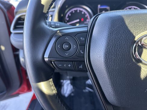 Certified 2022 Toyota Camry SE image 19