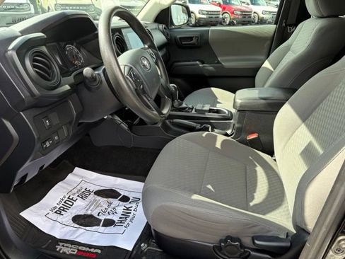 Used 2020 Toyota Tacoma SR w/ SX Package AWD/4WD image 11