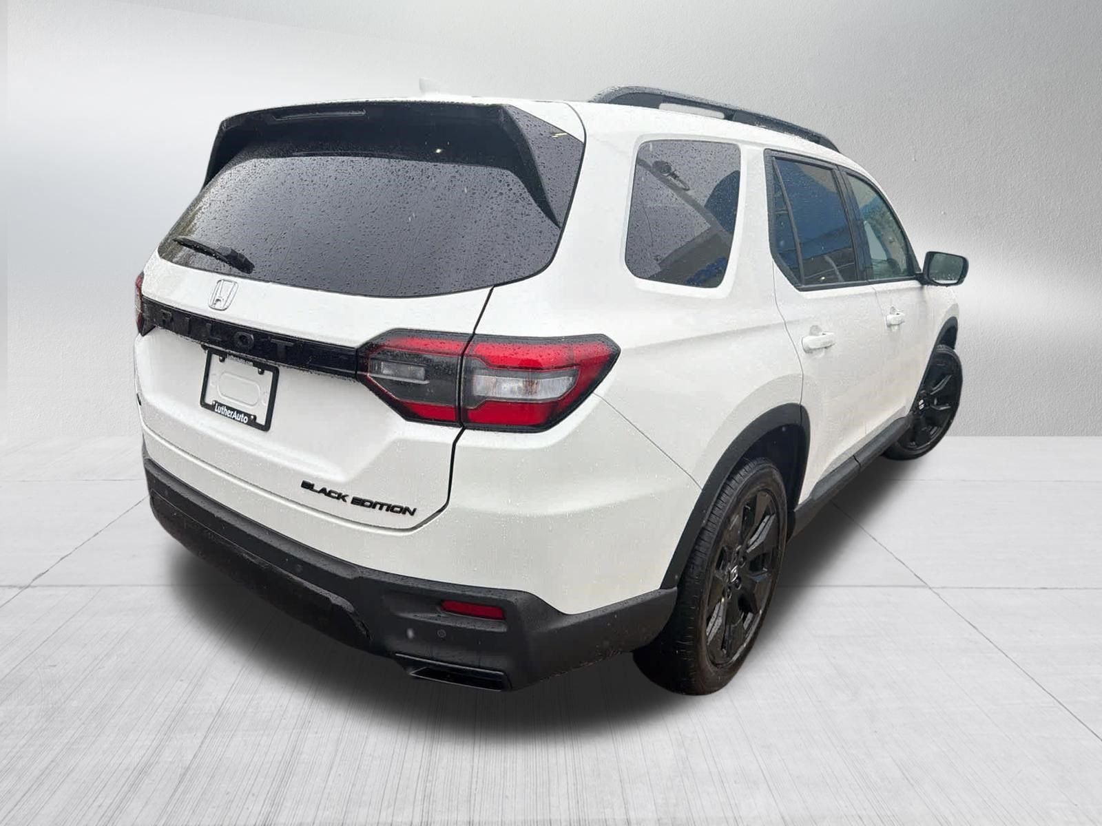 Used 2026 Honda Pilot Black Edition image 6
