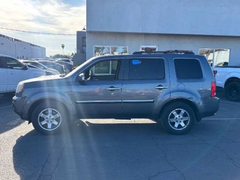 Used 2010 Honda Pilot Touring image 6