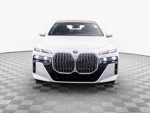 New 2025 BMW 760i xDrive 760i xDrive image 8