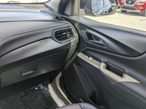 Used 2022 Chevrolet Equinox RS w/ RS Leather Package FWD image 19