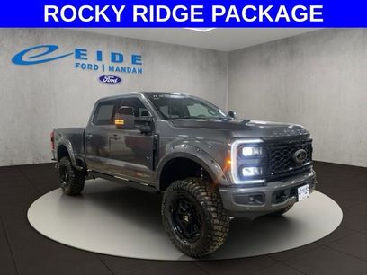 New 2026 Ford F250 Lariat w/ Black Appearance Package