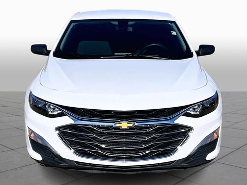 Used 2020 Chevrolet Malibu LS image 3