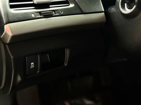 Used 2011 Honda Accord EX-L image 16