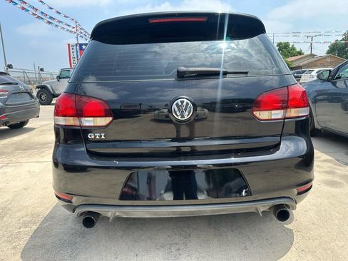 Used 2010 Volkswagen GTI 2-Door image 5