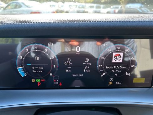 New 2026 Volkswagen Tiguan SE R-Line FWD image 26