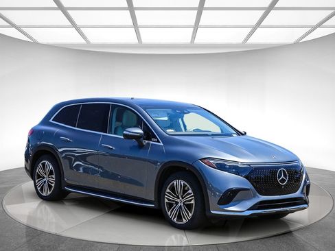 Certified 2023 Mercedes-Benz EQS 450+ SUV image 4