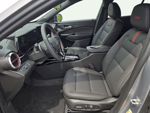 New 2026 Chevrolet Trax RS w/ Driver Confidence Package FWD image 13