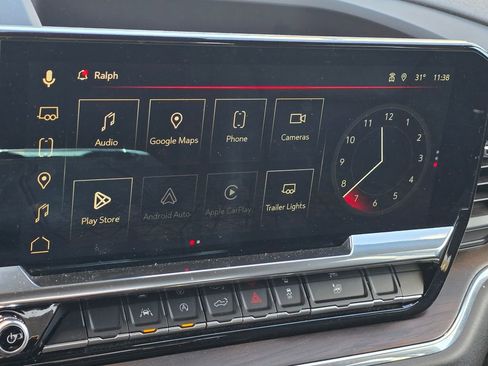 Used 2023 GMC Sierra 1500 SLT w/ SLT Convenience Package image 21