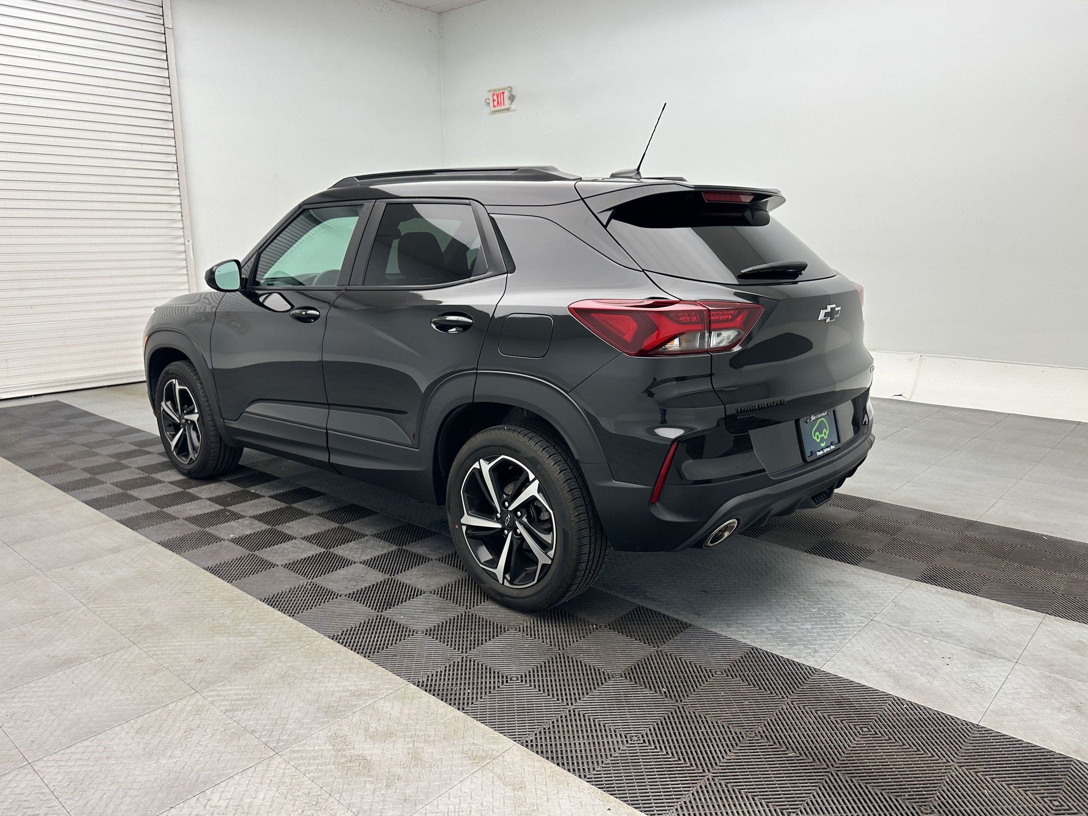 Certified 2023 Chevrolet TrailBlazer RS w/ Convenience Package AWD/4WD image 3