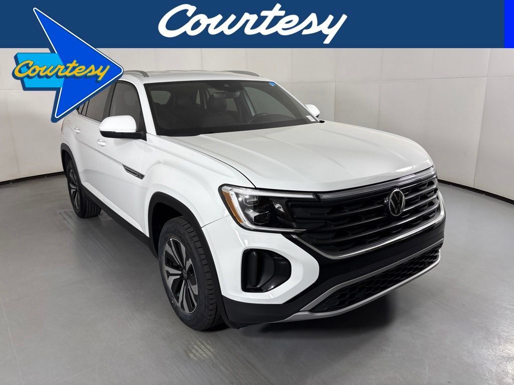 Used 2024 Volkswagen Atlas Cross Sport SE FWD image 1