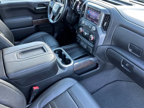 Used 2020 GMC Sierra 3500 Denali w/ Denali Ultimate Package image 18