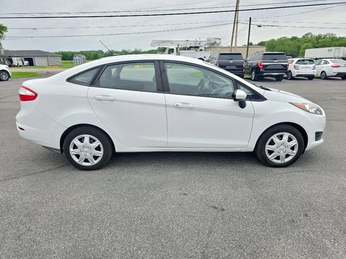 Used 2015 Ford Fiesta S FWD image 5