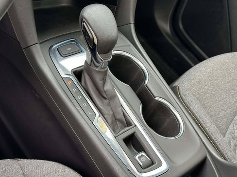 Used 2024 Chevrolet Equinox LT image 35