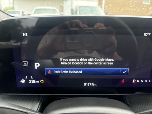 Used 2025 Chevrolet Equinox LT w/ Convenience Package II FWD image 16