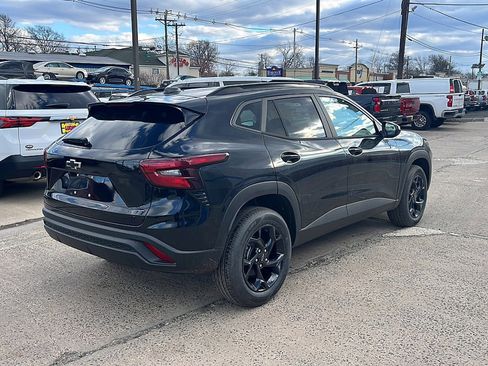 New 2026 Chevrolet Trax LT w/ Driver Confidence Package image 5