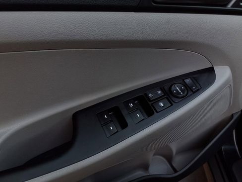 Used 2017 Hyundai Tucson SE image 17