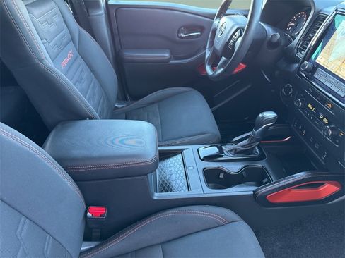 Used 2023 Nissan Frontier PRO-4X w/ Pro Convenience Package image 34