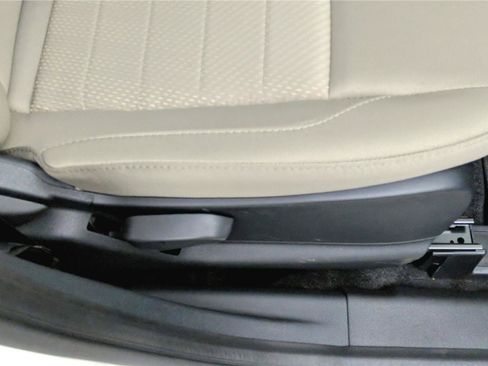 Used 2022 Ford EcoSport S AWD/4WD image 22