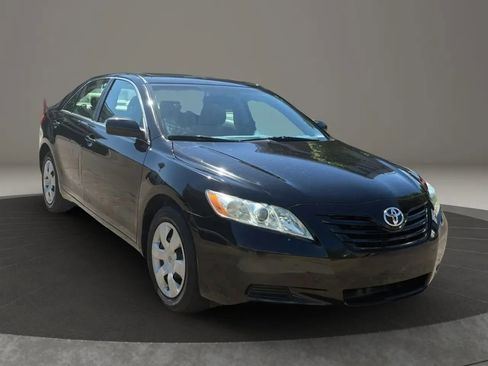 Used 2008 Toyota Camry LE image 3