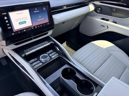 New 2026 Lincoln Nautilus Reserve AWD/4WD image 25