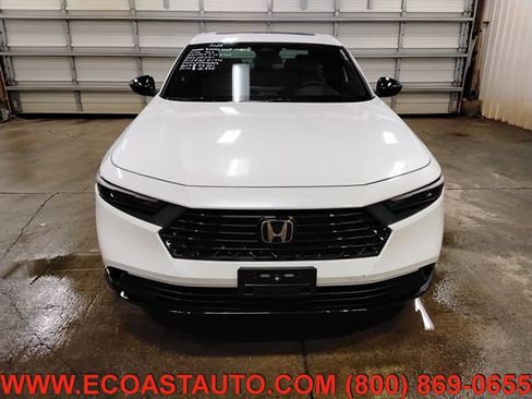 Used 2025 Honda Accord Sport image 7