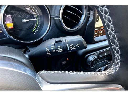 Used 2023 Jeep Wrangler Unlimited Sahara w/ Cold Weather Group AWD/4WD image 21