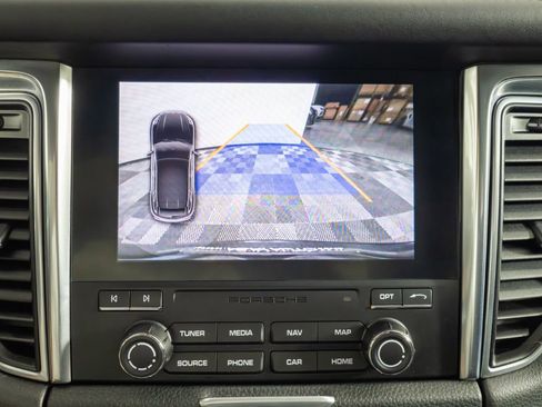 Used 2017 Porsche Macan GTS image 41