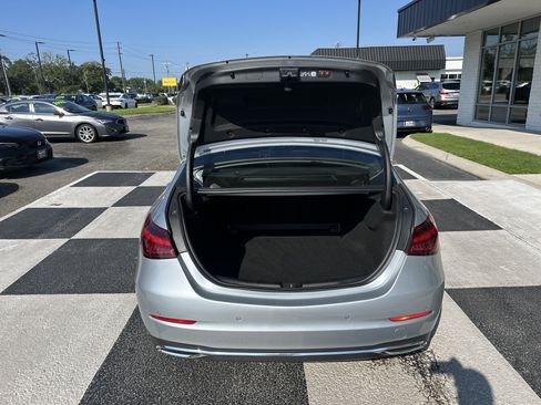Used 2025 Mercedes-Benz C 300 Sedan image 5