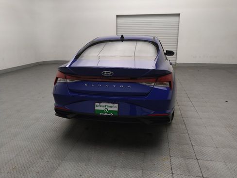 Used 2023 Hyundai Elantra SEL FWD image 7