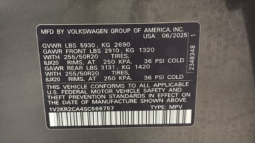 Used 2025 Volkswagen Atlas SE w/ Panoramic Sunroof Package AWD/4WD image 28
