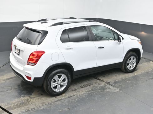 Used 2019 Chevrolet Trax LT w/ LT Convenience Package image 35