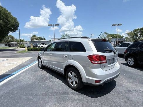 Used 2012 Dodge Journey SXT w/ Flexible Seating Group FWD image 6