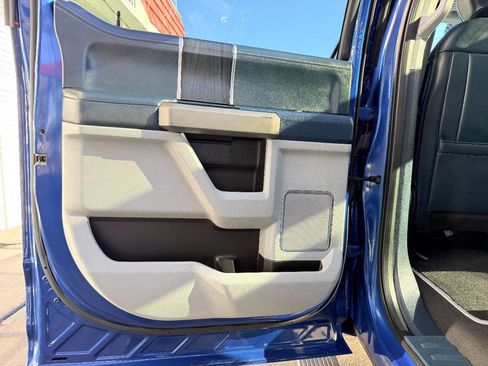 Used 2022 Ford F250 Limited image 32