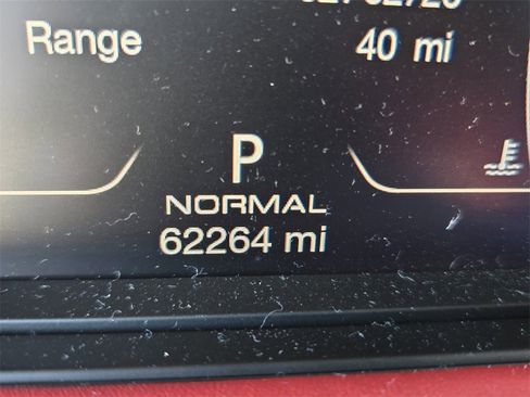 Used 2022 Maserati Levante Modena image 25