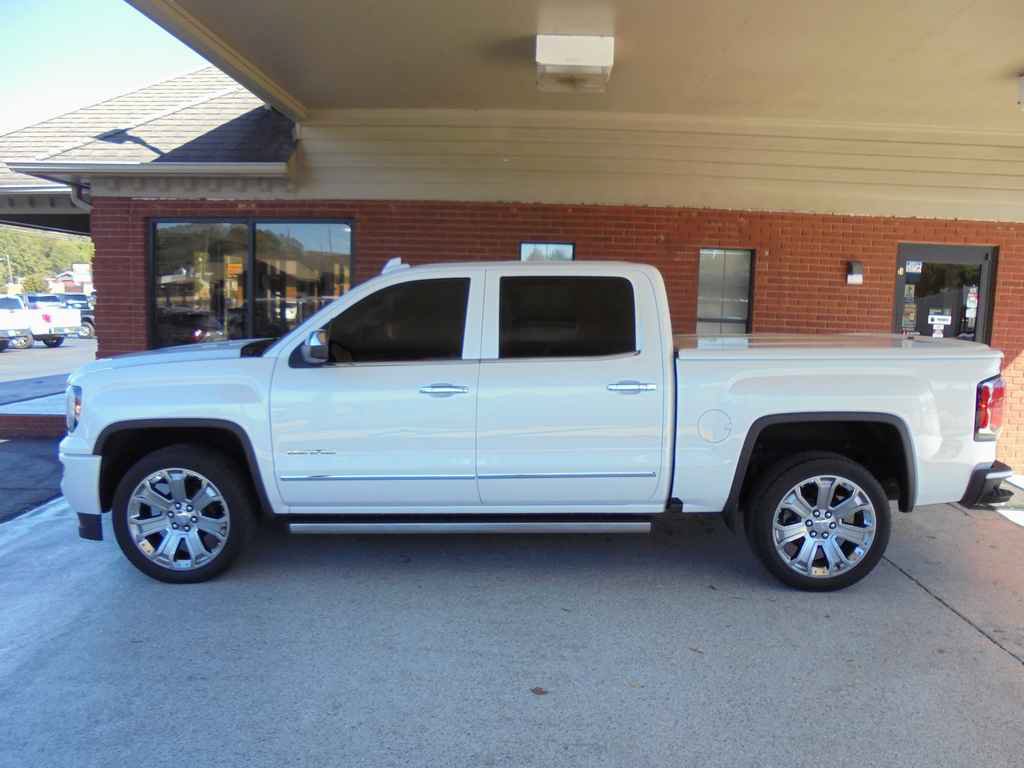 Used 2018 GMC Sierra 1500 Denali w/ Denali Ultimate Package AWD/4WD image 1