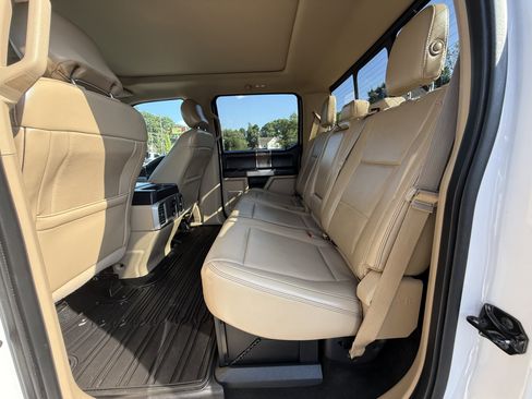 Used 2017 Ford F250 Lariat w/ Lariat Ultimate Package image 19