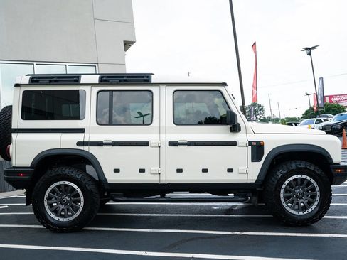 Used 2025 INEOS Grenadier Fieldmaster Edition AWD/4WD image 11
