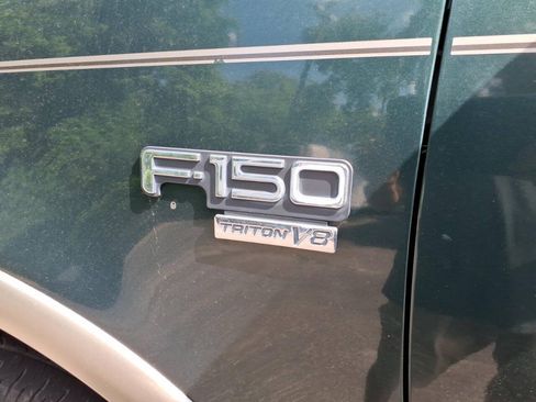 Used 2002 Ford F150 Lariat AWD/4WD image 12