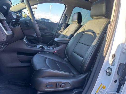 Used 2024 GMC Terrain SLT w/ Infotainment Package II AWD/4WD image 19