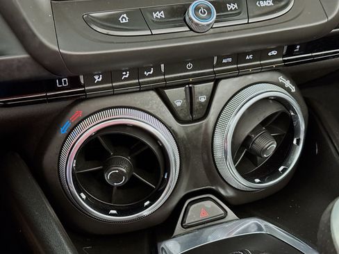 Used 2023 Chevrolet Camaro SS RWD image 17