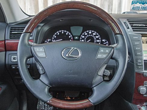 Used 2012 Lexus LS 460 w/ Comfort Pkg RWD image 13