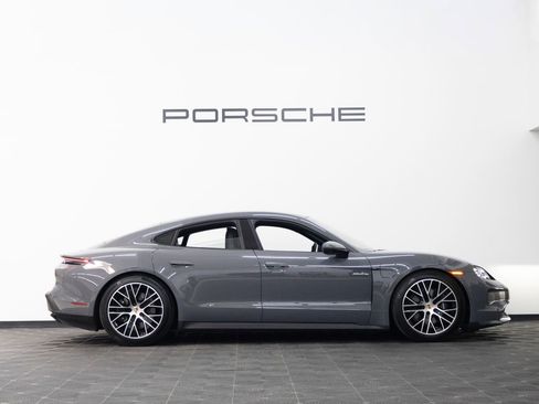 New 2026 Porsche Taycan image 8