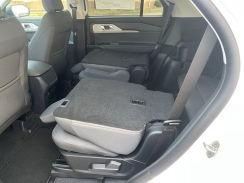 New 2026 Ford Explorer Active image 61