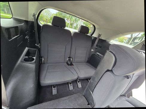 Used 2019 Kia Sorento FWD V6 image 24