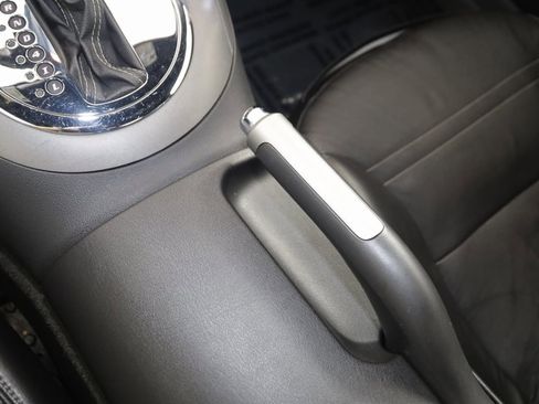 Used 2008 Pontiac Solstice GXP w/ Premium Package image 25