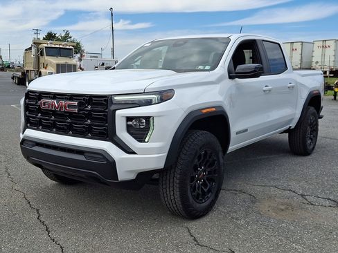 New 2026 GMC Canyon Elevation AWD/4WD image 2